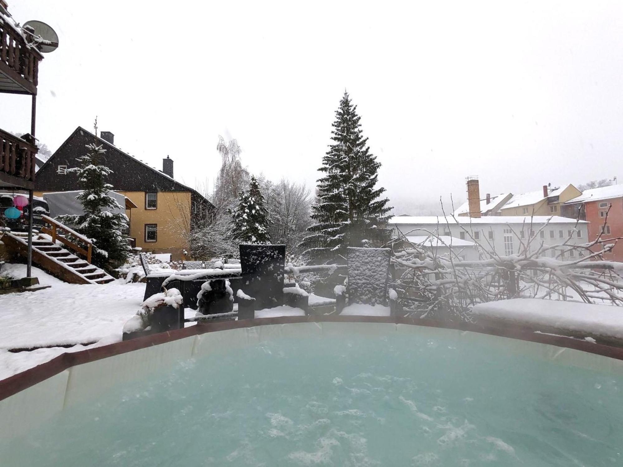 Ut - Urlaubsmagie - Urlaubstraum Mit Whirlpool, Pool & Sauna Sebnitz Kültér fotó